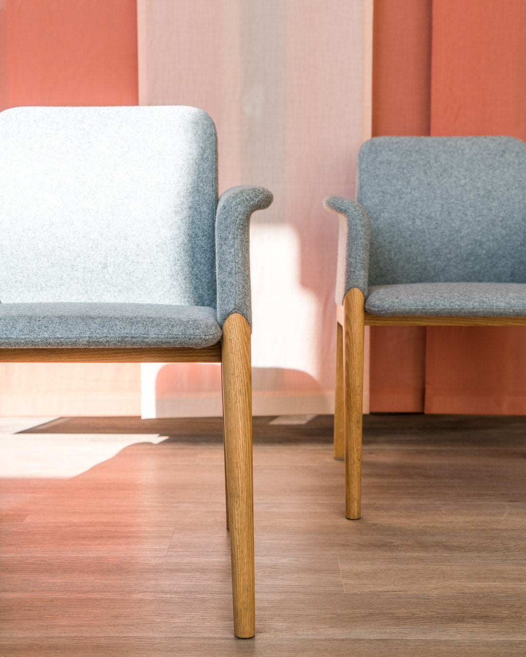 Edge-W Chair - HOW Group