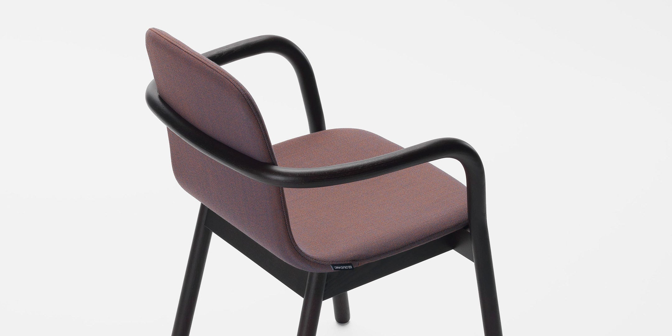 Hug Chair - HOW Group