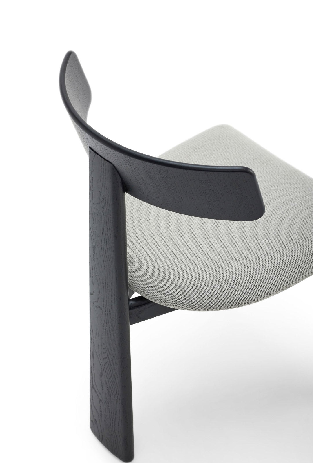 Theo Chair - HOW Group