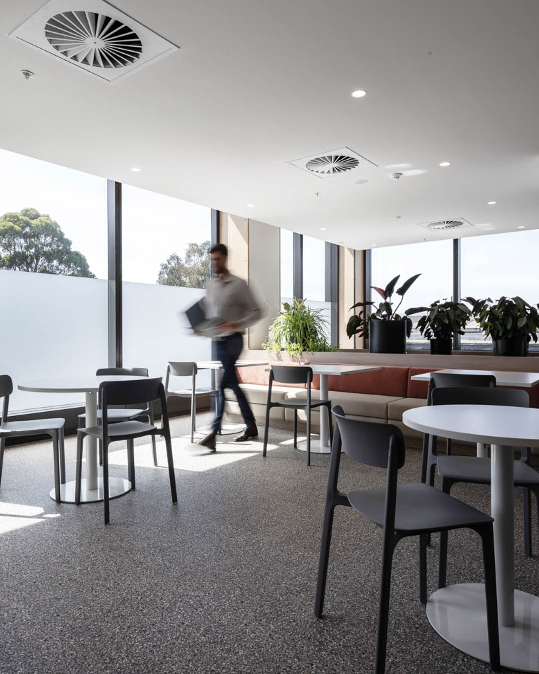 Disc Base Table - HOW Group