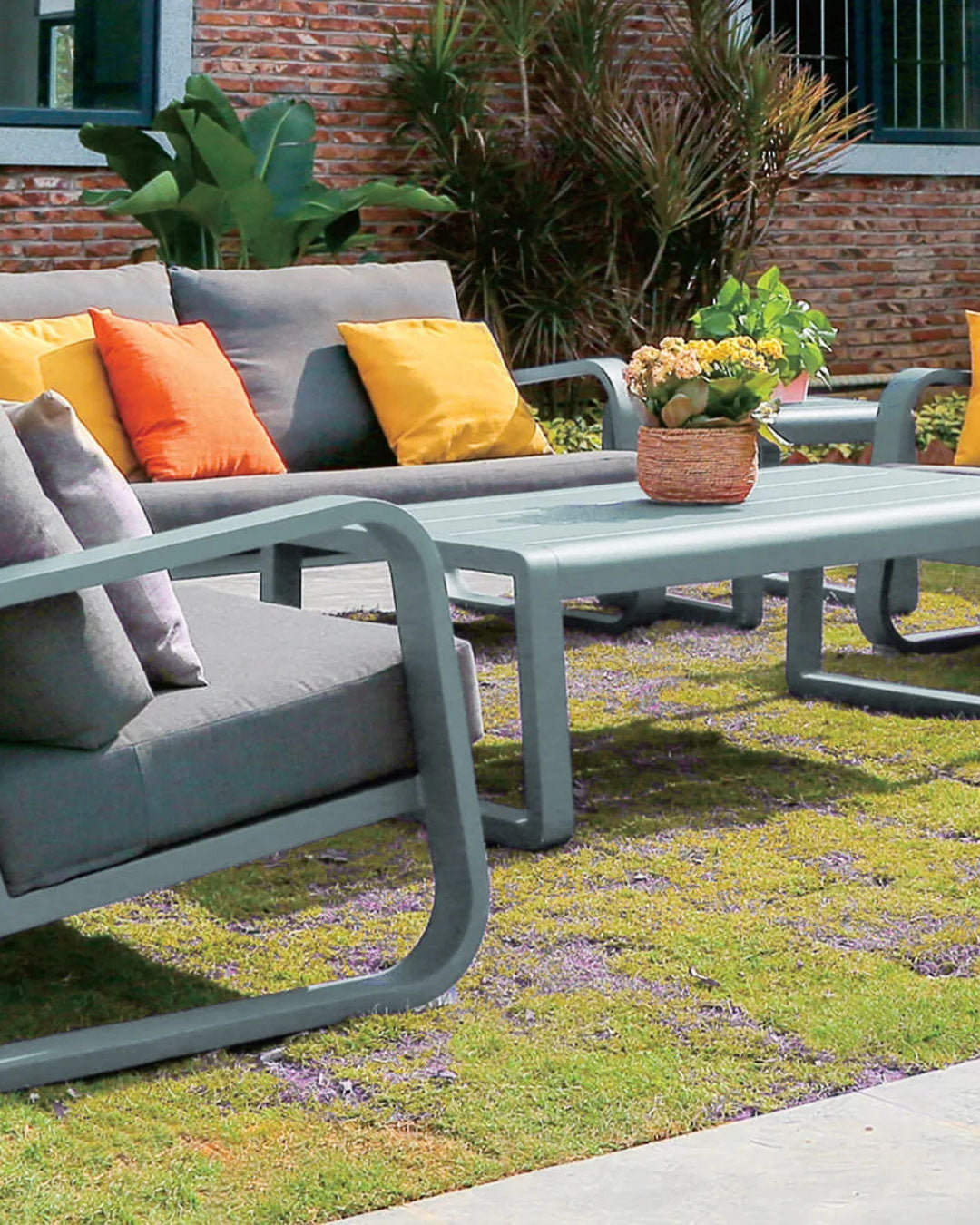 Elite Seating - Howgroup