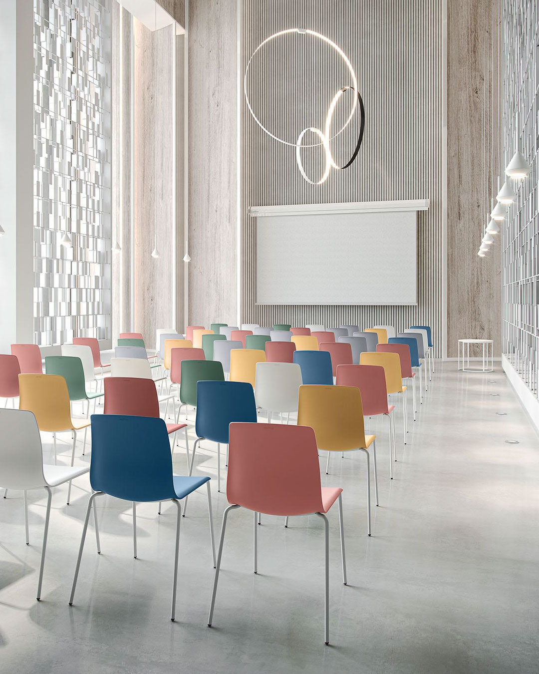 Noom 50 Chair - Howgroup