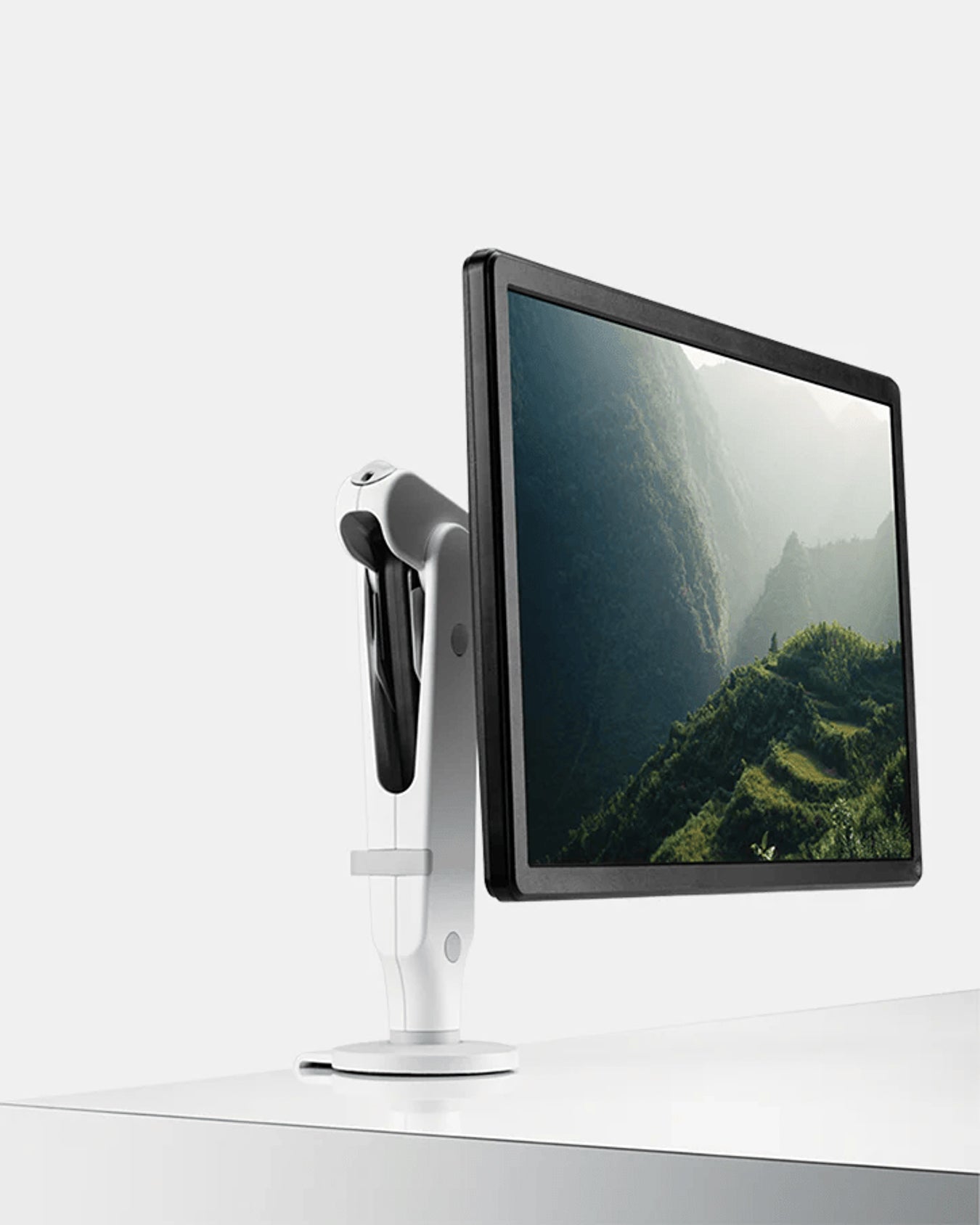 Ollin Monitor Arm - HOW Group