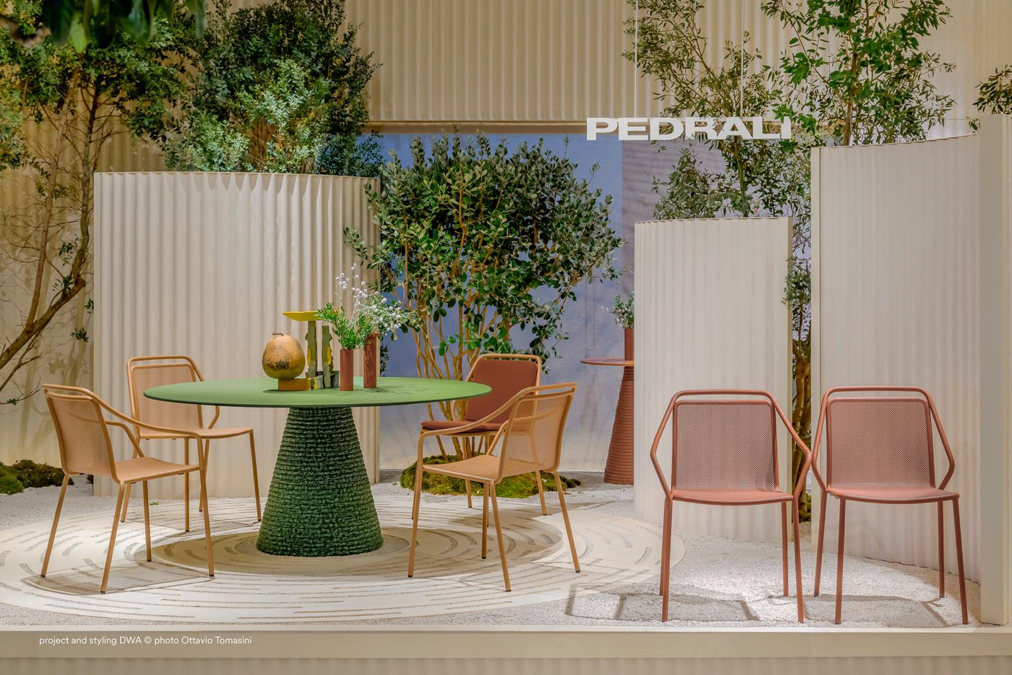 Philia Mesh Chair - HOW Group