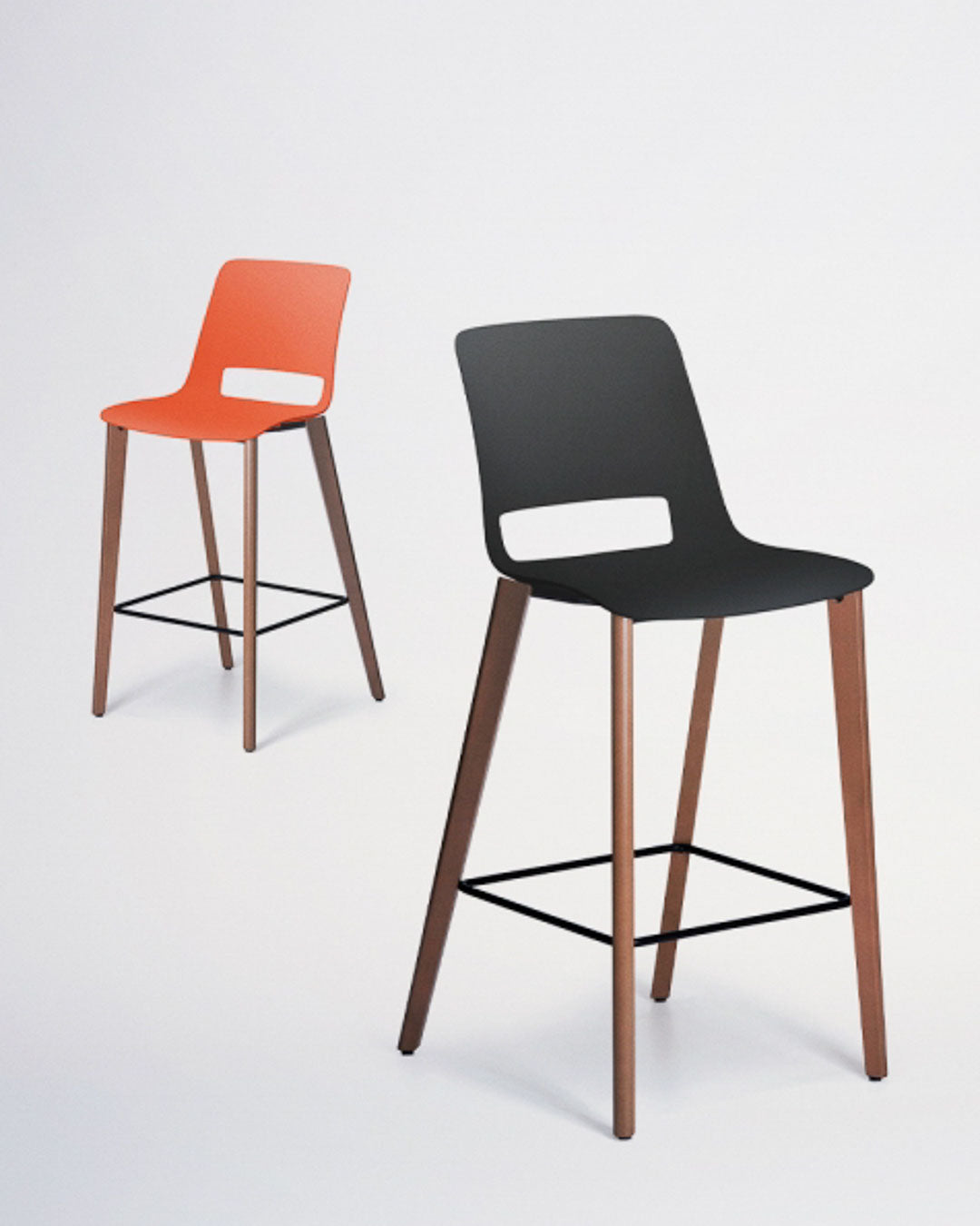 Unica Stool - Howgroup